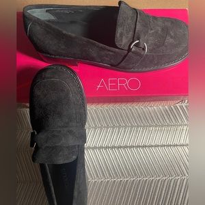 CLEARANCE - ANY 2 PAIRS OF SHOES $35 AeroSole Black Suede Loafers Size 6